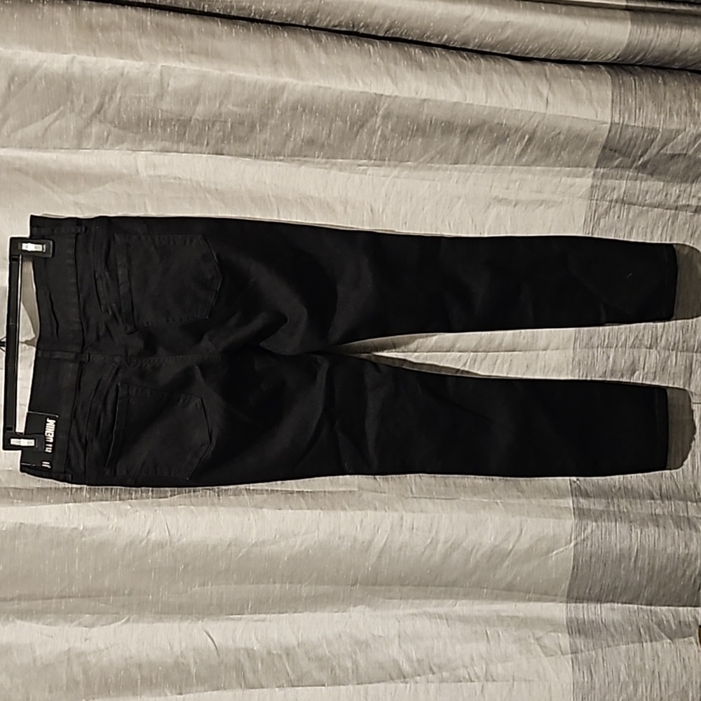 Hot Topic Jeans - Picture 3 of 12